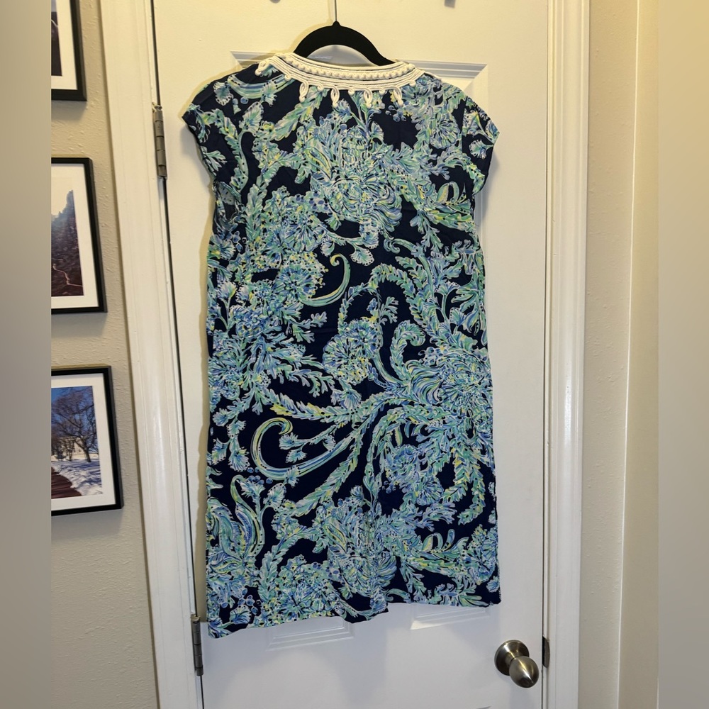 LILLY PULITZER Madia Tunic High Tide Navy Scuba Doo EUC Size Medium EUC - Picture 8 of 9
